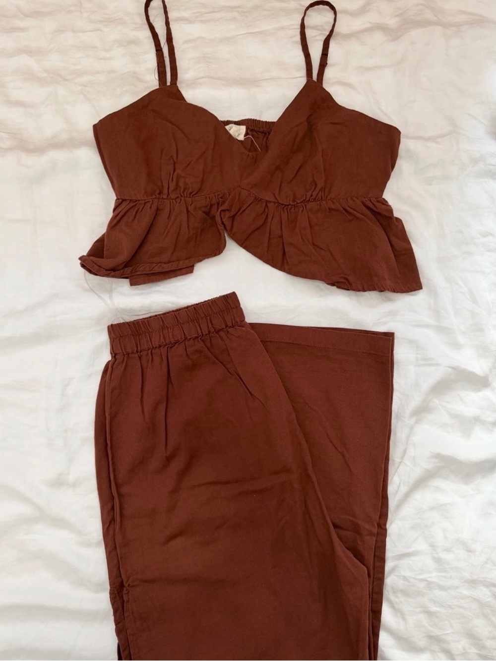 Wide-Leg Split Pant and Cropped Cami Set in Brown